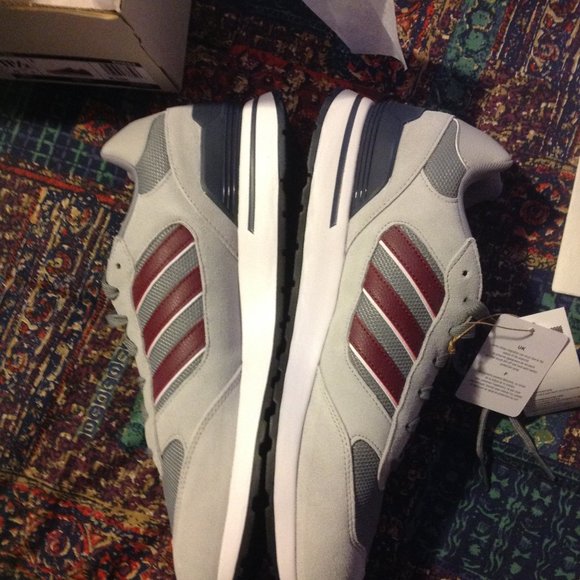 Adidas Men's Run 80s Gray & Reddish Low Sneakers -11.5M - New in Box - Picture 5 of 11